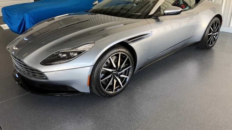 Garage Spaces with Aesthetic Flooring Options